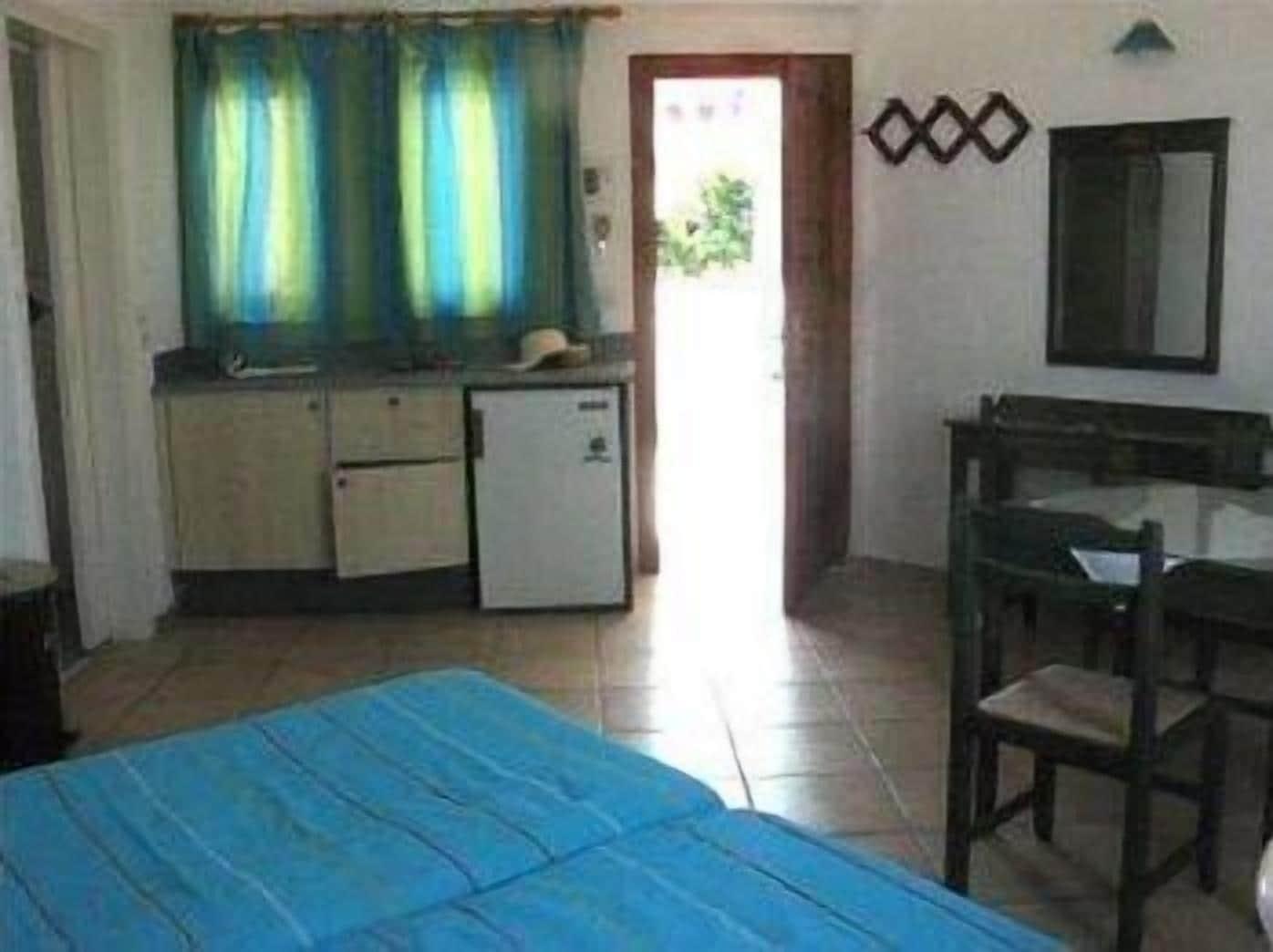 Romantica Hotel Apartments แอร์ซอนิสซอส ภายนอก รูปภาพ