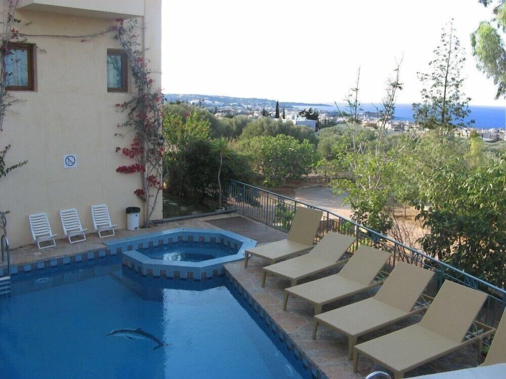 Romantica Hotel Apartments แอร์ซอนิสซอส ภายนอก รูปภาพ